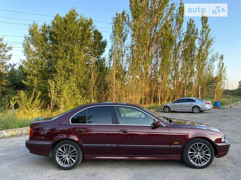 Седан BMW 5 Series 1997 в Дніпрі