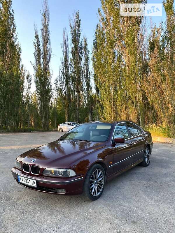 Седан BMW 5 Series 1997 в Днепре