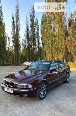 Седан BMW 5 Series 1997 в Днепре