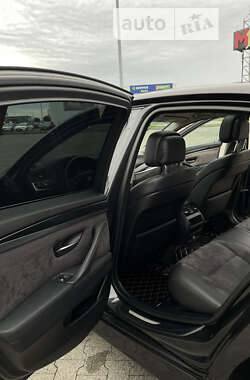 Седан BMW 5 Series 2010 в 