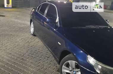 Седан BMW 5 Series 2004 в Запоріжжі