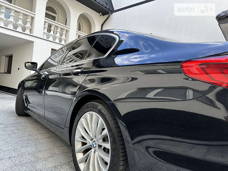 Седан BMW 5 Series 2017 в Тячеве