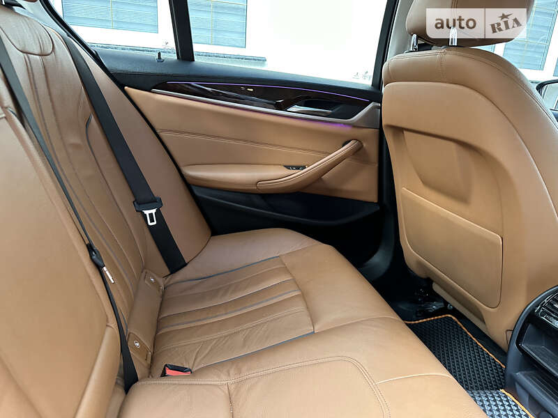 Седан BMW 5 Series 2017 в Тячеве