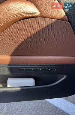 Седан BMW 5 Series 2013 в 