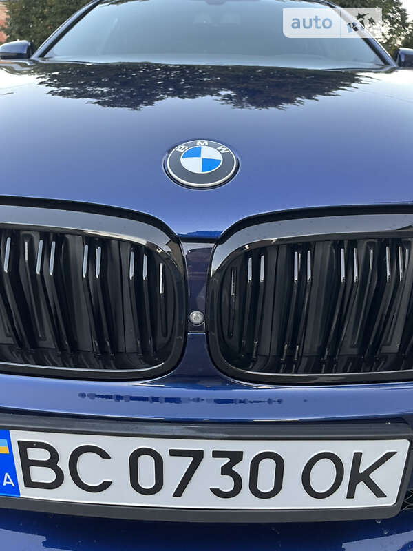 Седан BMW 5 Series 2017 в Львове