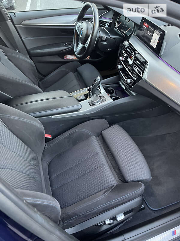 Седан BMW 5 Series 2017 в Львове