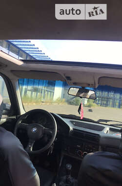 Седан BMW 5 Series 1988 в 