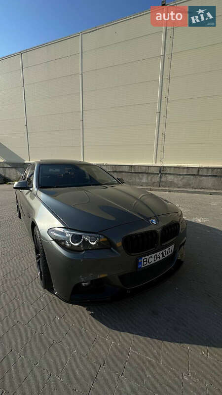 Седан BMW 5 Series 2013 в Львове