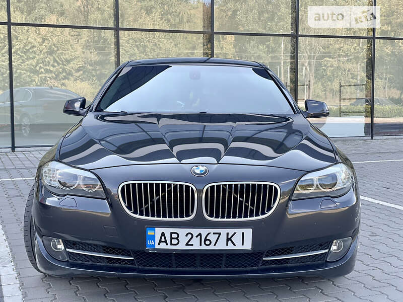 Седан BMW 5 Series 2010 в Вінниці
