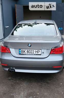 Седан BMW 5 Series 2004 в Костополе