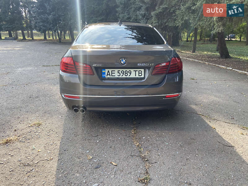 Седан BMW 5 Series 2016 в Черкасах