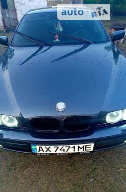 Седан BMW 5 Series 2000 в Балаклее
