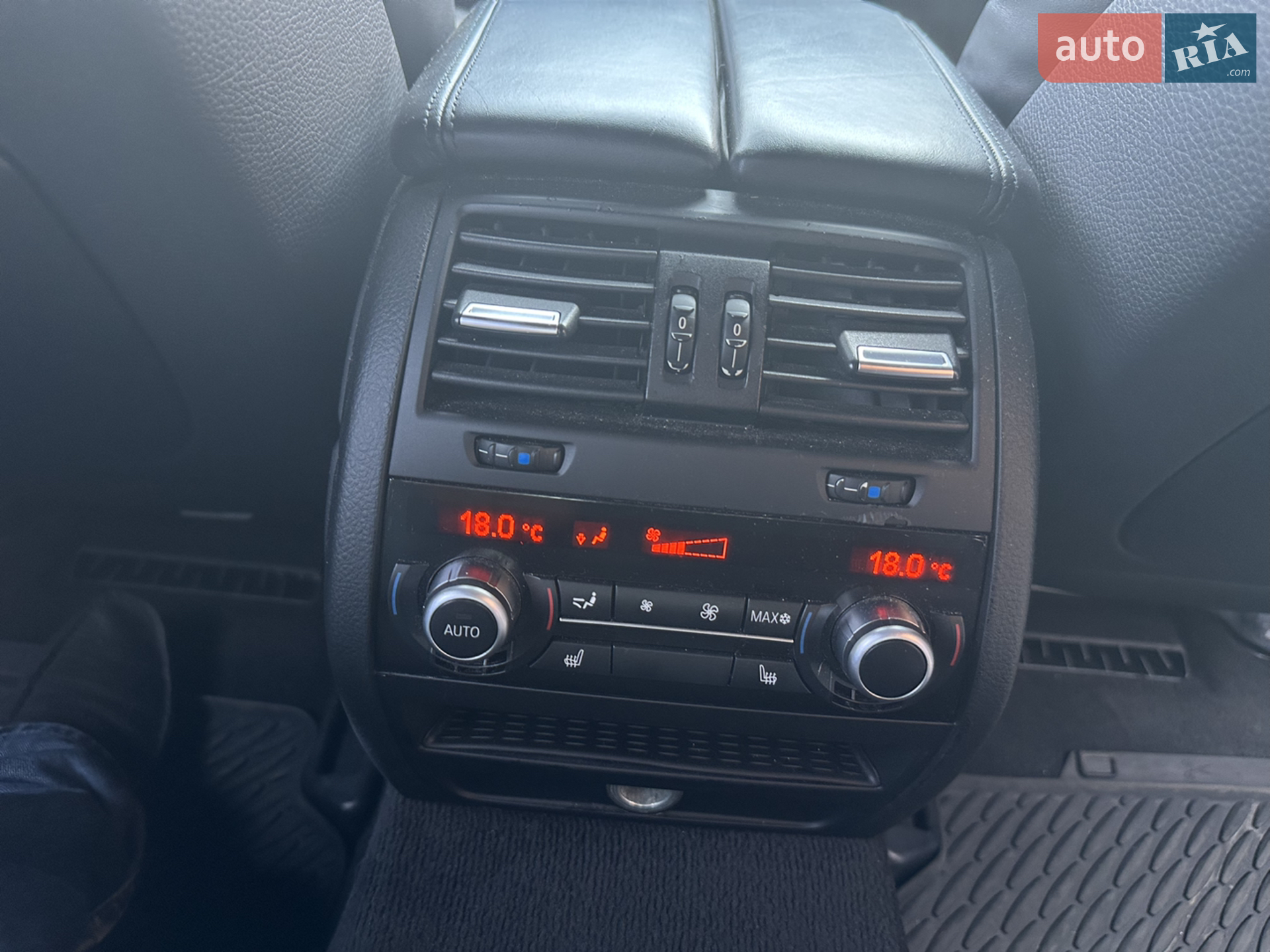 2011 BMW 5er - мініатюра 33