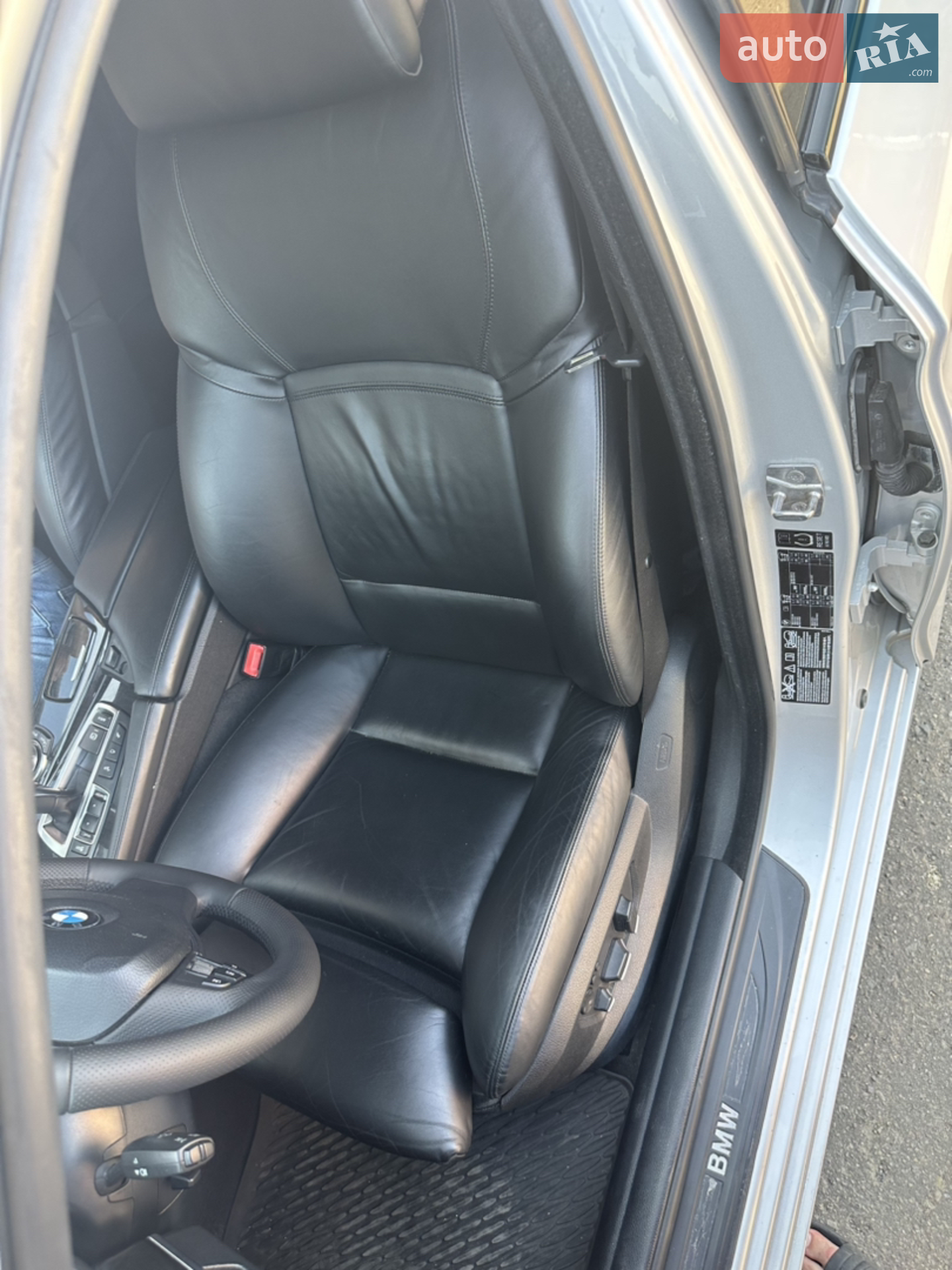 2011 BMW 5er - мініатюра 38