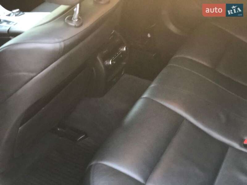 Седан BMW 5 Series 2016 в Рівному фото 17 Седан BMW 5 Series 2016 в Рівному