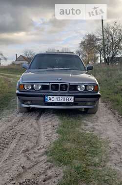 Седан BMW 5 Series 1992 в Владимир-Волынском