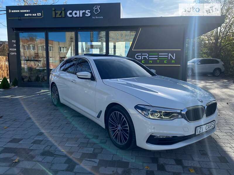 Седан BMW 5 Series 2017 в 