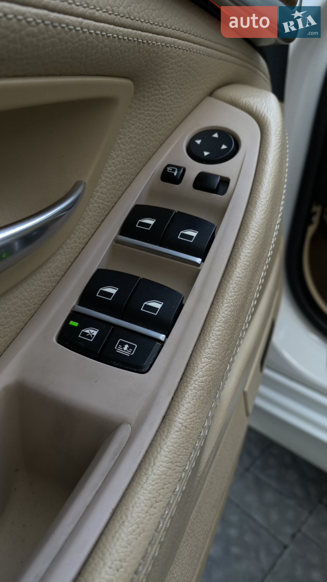 2010 BMW 5er - мініатюра 25