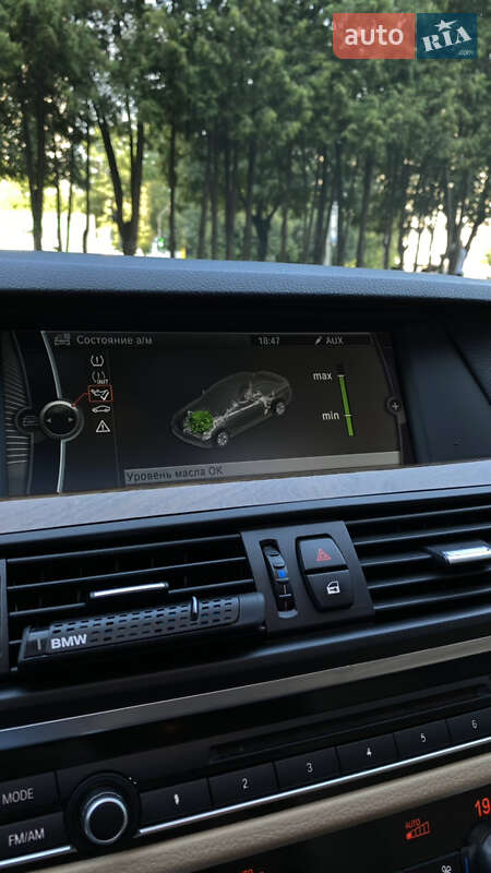 Седан BMW 5 Series 2010 в Львові