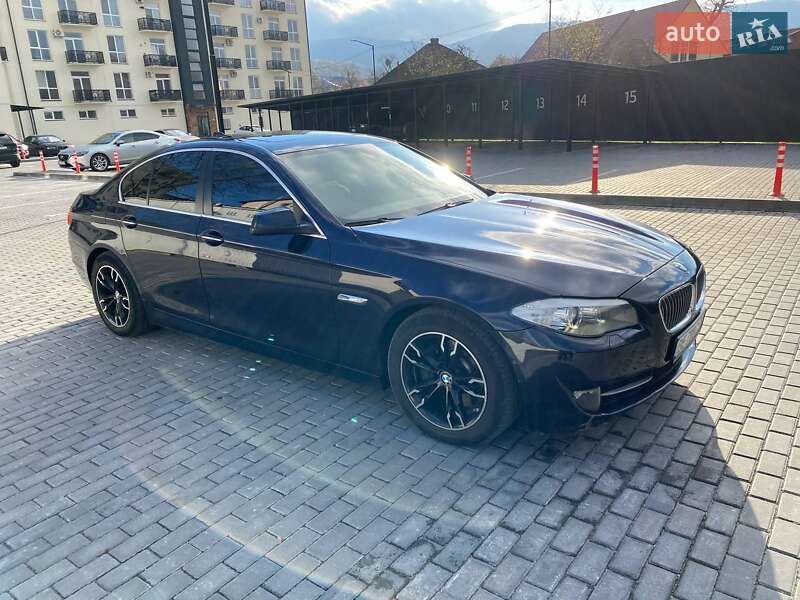 Седан BMW 5 Series 2013 в Ворзелі