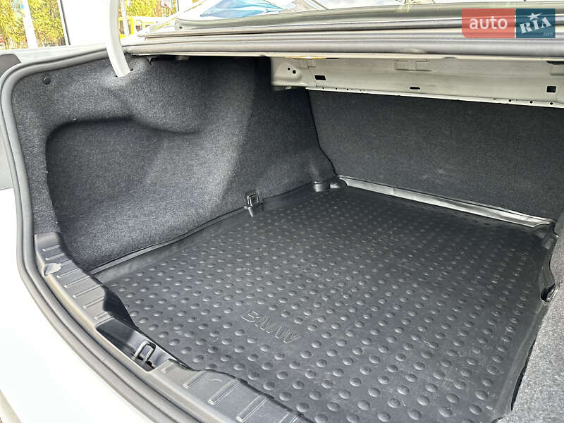 Седан BMW 5 Series 2014 в Одессе