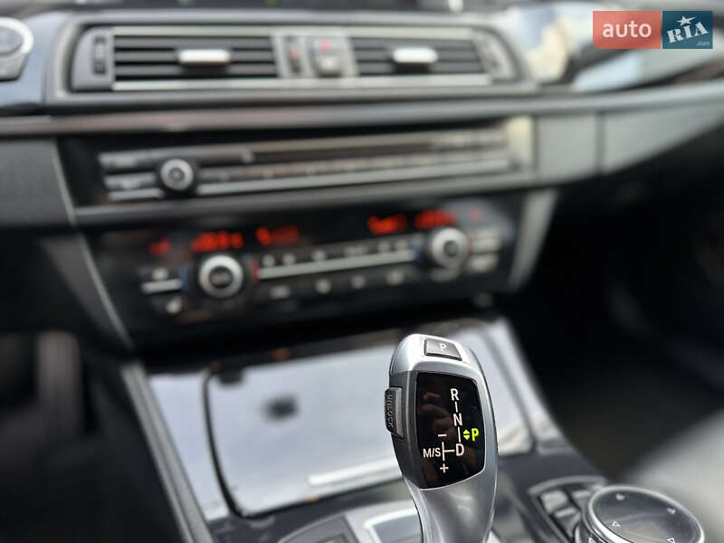 Седан BMW 5 Series 2014 в Одессе