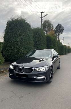 Седан BMW 5 Series 2017 в Львове