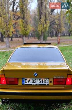 Седан BMW 5 Series 1989 в Кропивницькому