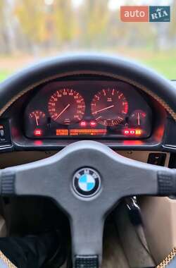Седан BMW 5 Series 1989 в Кропивницькому