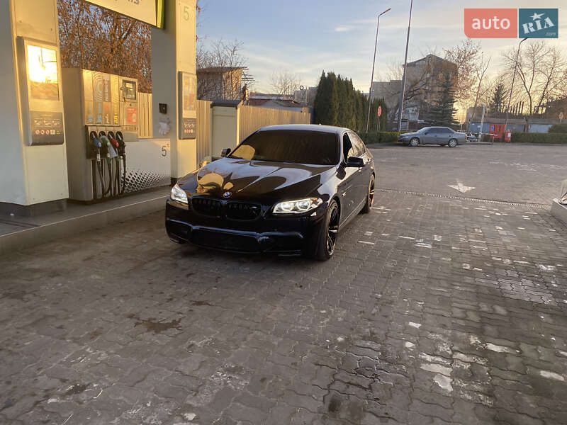 Седан BMW 5 Series 2012 в Кременчуге