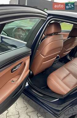 Седан BMW 5 Series 2012 в 