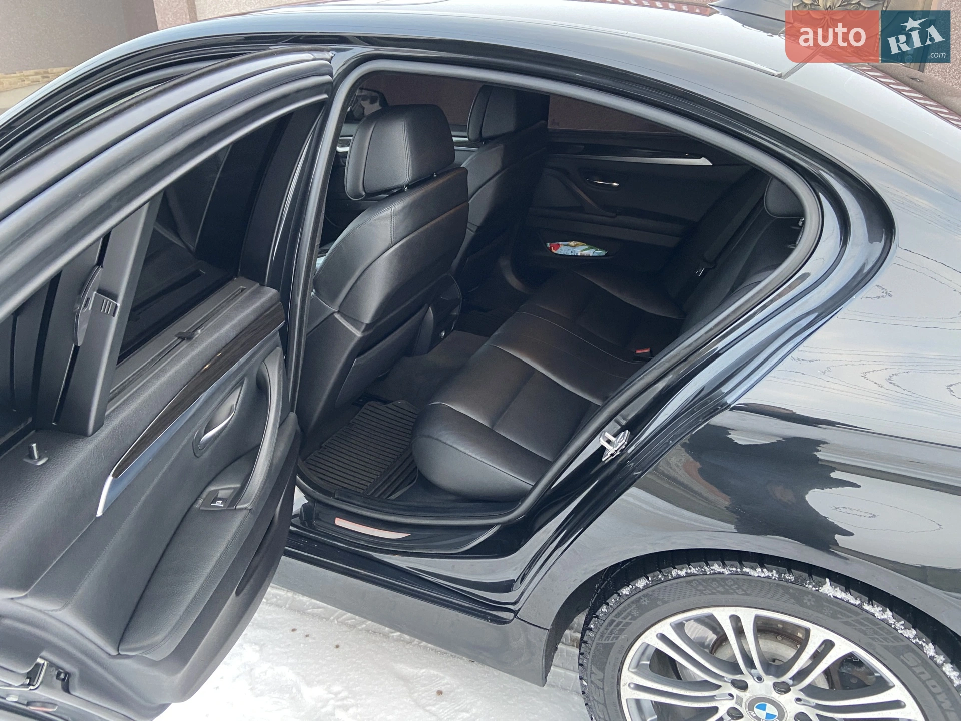 2010 BMW 5er - мініатюра 5