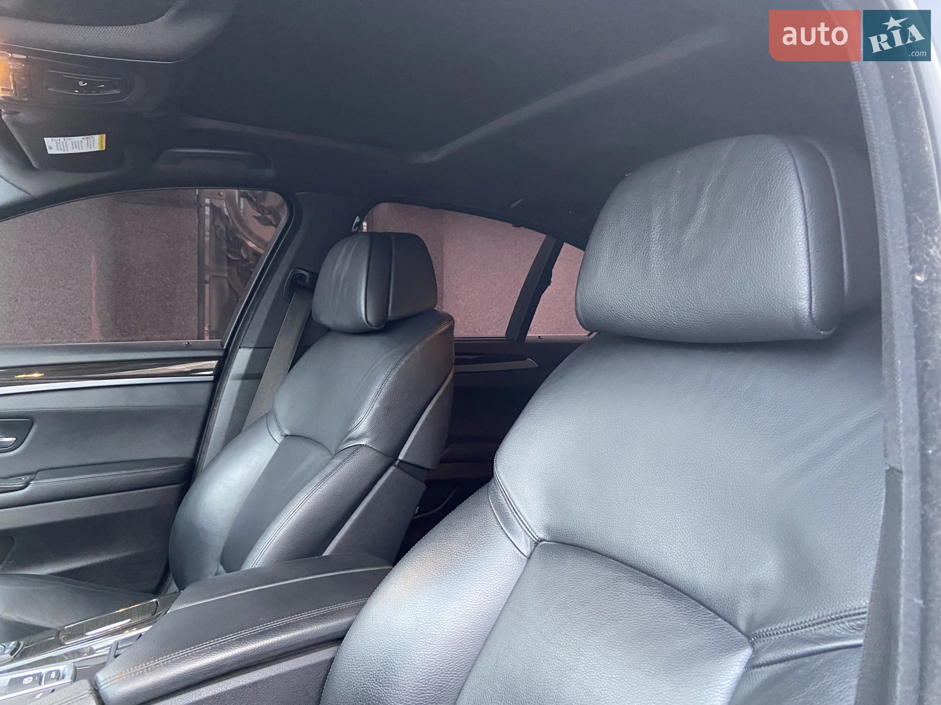 2010 BMW 5er - мініатюра 14