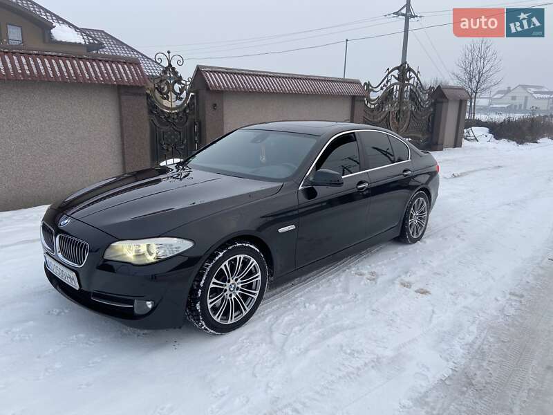 Седан BMW 5 Series 2010 в Тячеве фото 18 Седан BMW 5 Series 2010 в Тячеве
