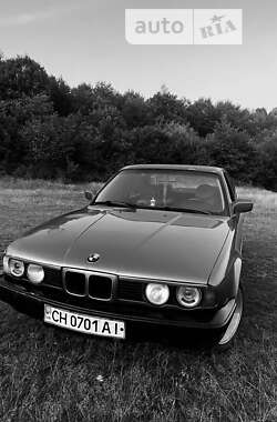 Седан BMW 5 Series 1989 в Ужгороді