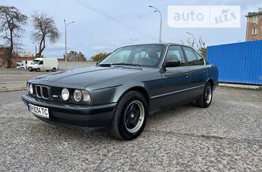 Седан BMW 5 Series 1989 в Одессе