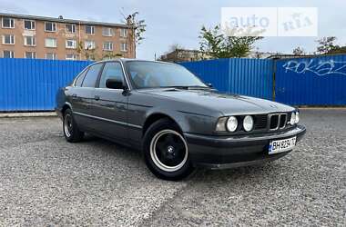 Седан BMW 5 Series 1989 в Одессе