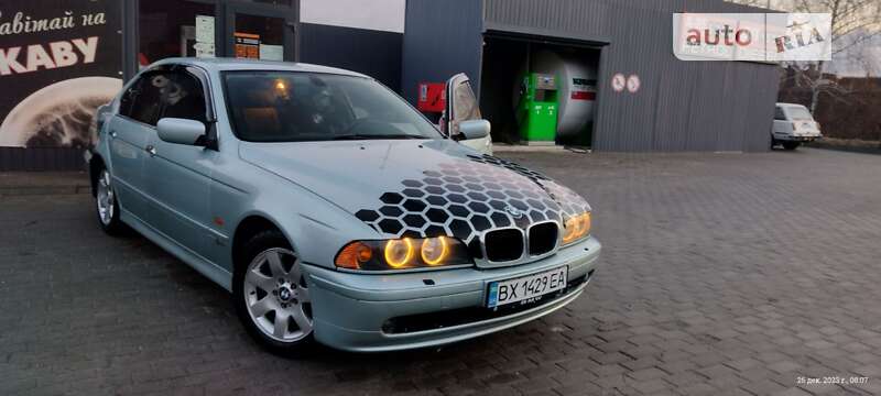 Седан BMW 5 Series 2001 в Здолбунове