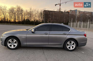 Седан BMW 5 Series 2012 в 