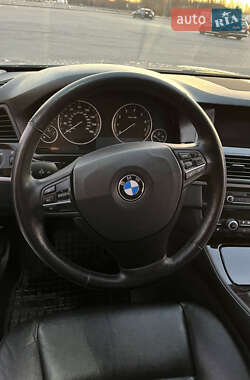 Седан BMW 5 Series 2012 в 