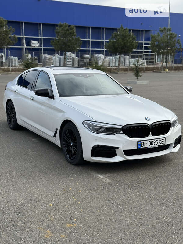 Седан BMW 5 Series 2017 в Киеве