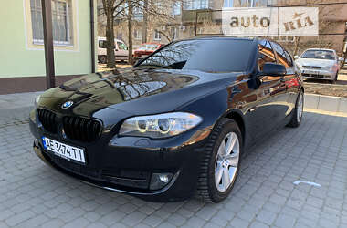 Седан BMW 5 Series 2012 в Новомосковську