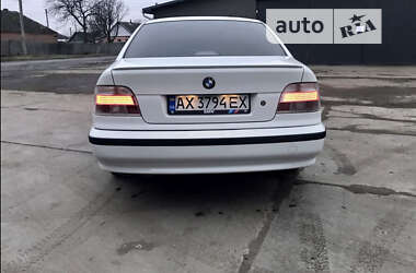 Седан BMW 5 Series 2000 в Харькове