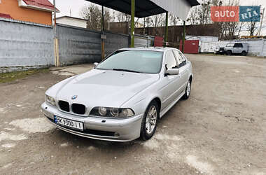 Седан BMW 5 Series 2002 в 