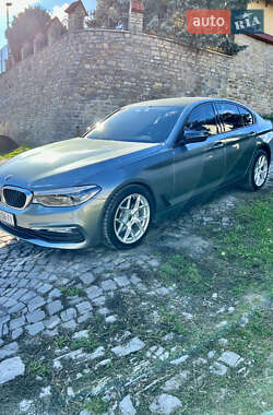 Седан BMW 5 Series 2017 в 