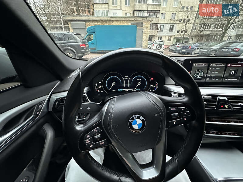 Универсал BMW 5 Series 2017 в Киеве
