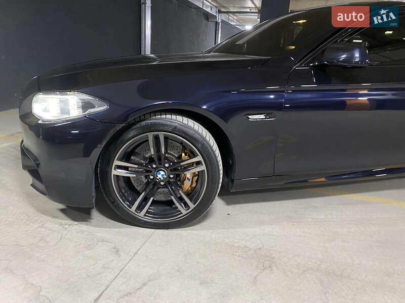 Седан BMW 5 Series 2012 в Кременчуге