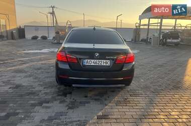 Седан BMW 5 Series 2012 в Хусте