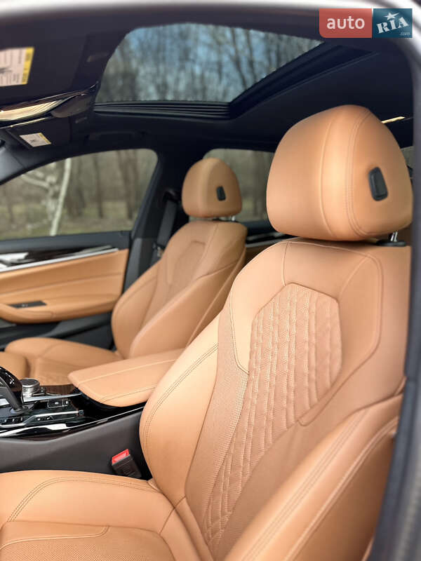 Седан BMW 5 Series 2022 в Запорожье