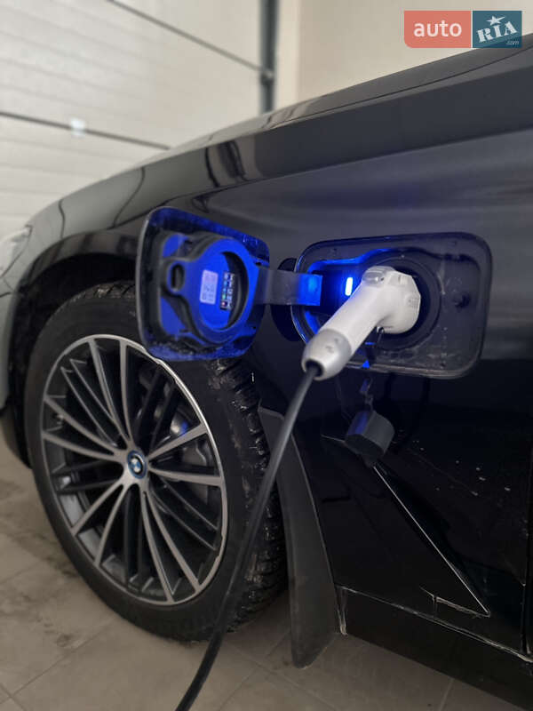 Седан BMW 5 Series 2022 в Запорожье